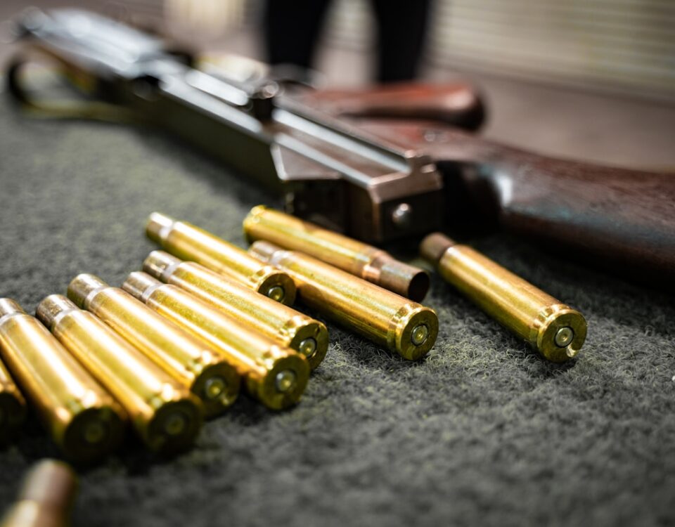 Comércio eletrônico de armas e acessórios Comércio eletrônico de armas e acessórios