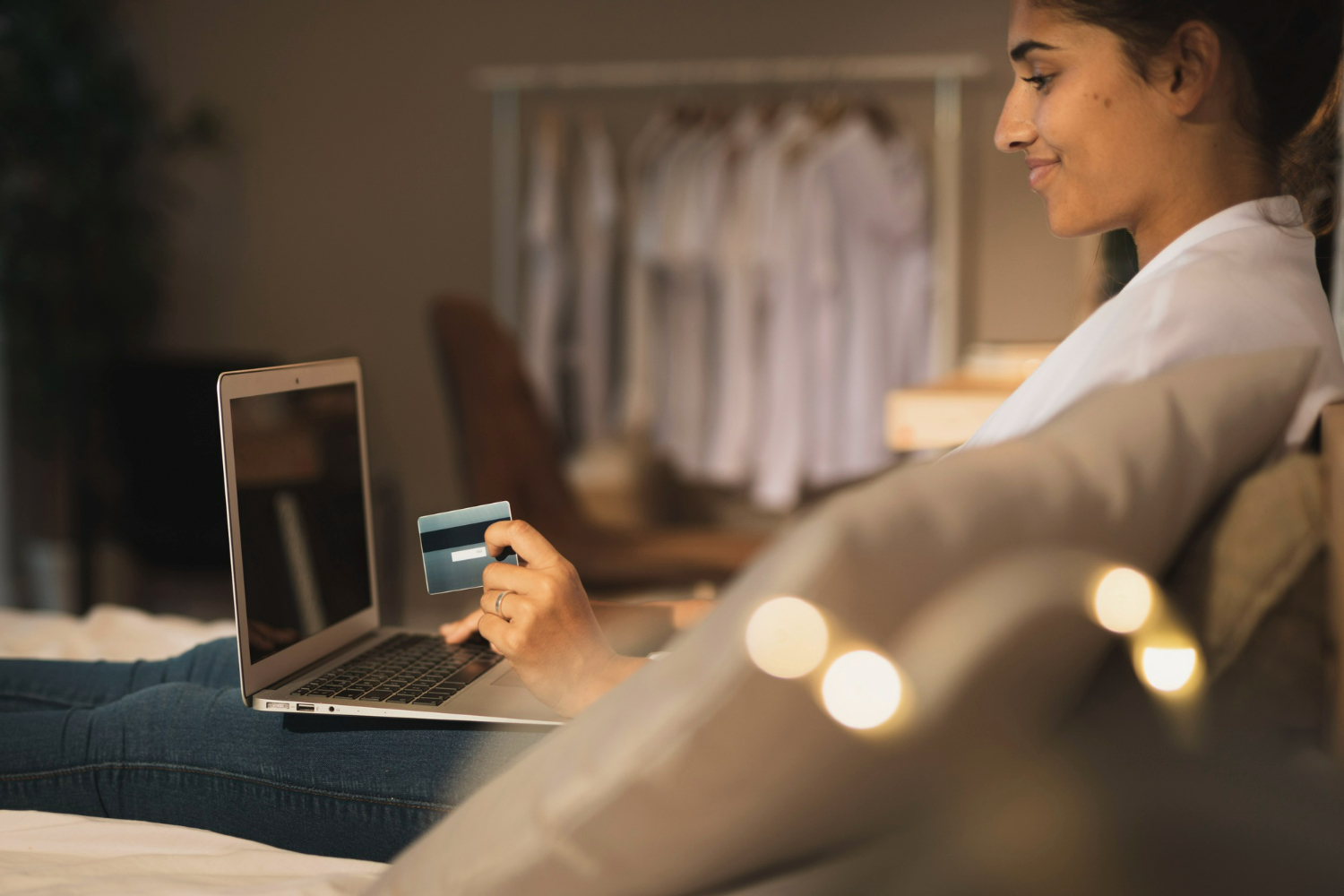 Estratégias de decisão financeira em compras online