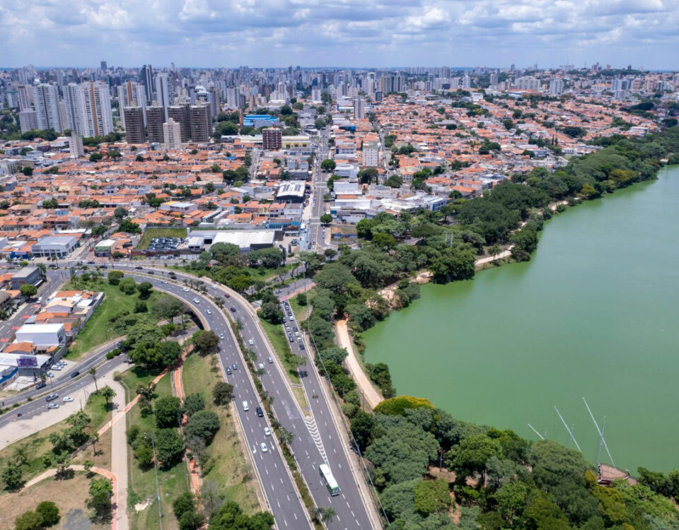 Logística em cidades médias: os desafios e soluções Logística em cidades médias: os desafios e soluções