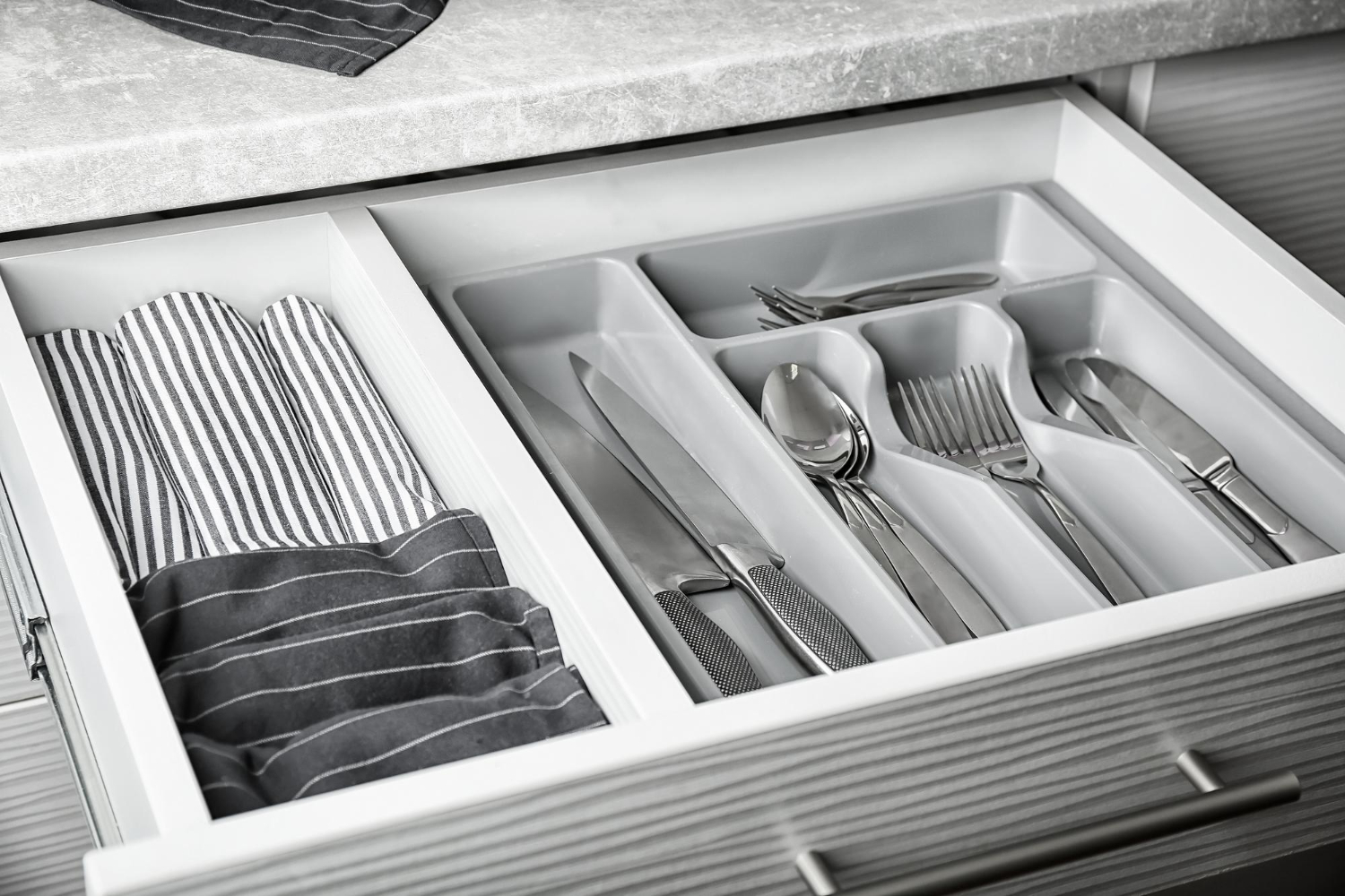 Onde encontrar itens para mesa posta com entrega rápida