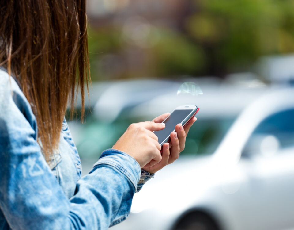 Vale a pena comprar um carro pela internet? Vale a pena comprar um carro pela internet?