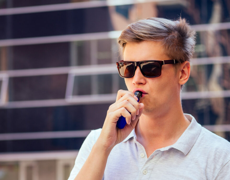 O que impulsiona o crescimento das vendas online de vaporizadores? O que impulsiona o crescimento das vendas online de vaporizadores?