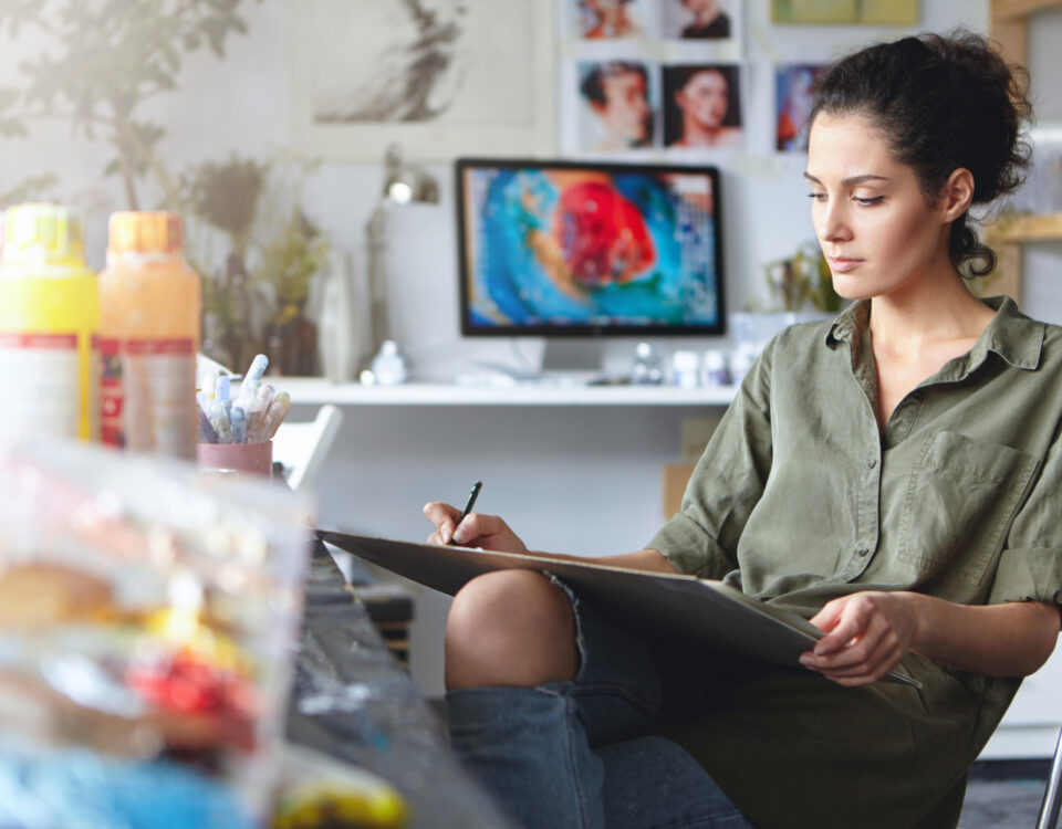 Dá pra vender produtos sem diploma? Veja o que dizem as regras Dá pra vender produtos sem diploma? Veja o que dizem as regras