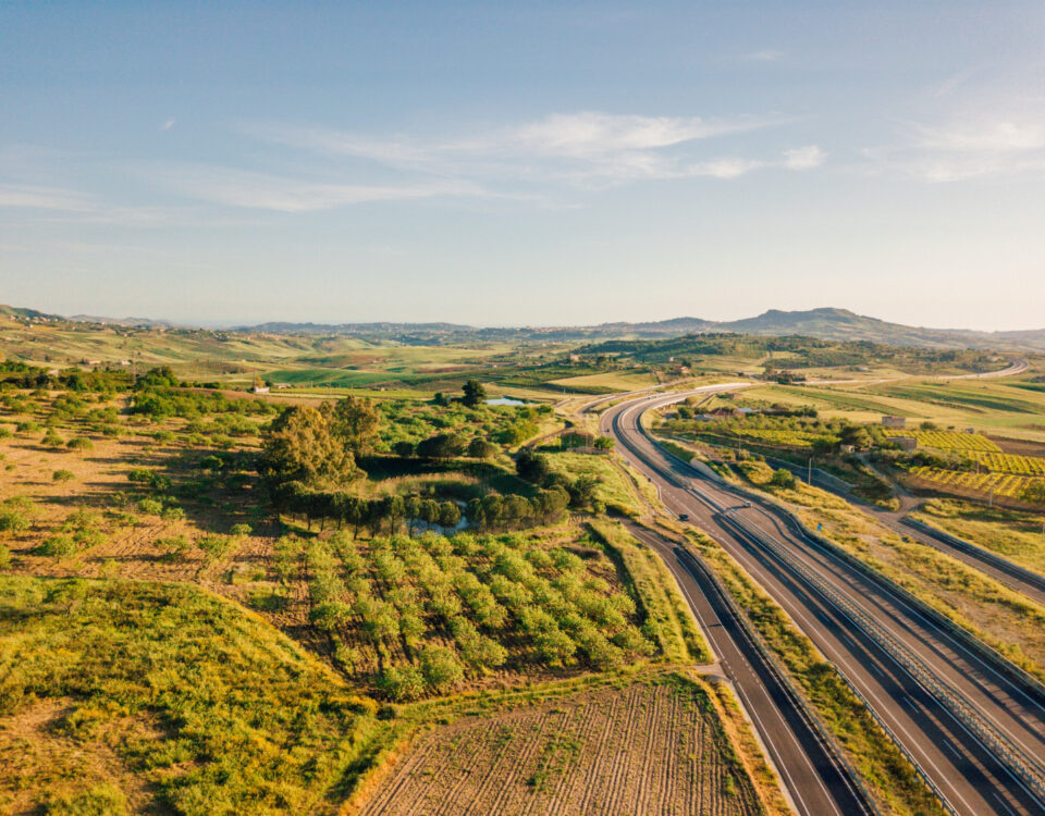Transporte rodoviário internacional exige atenção redobrada Transporte rodoviário internacional exige atenção redobrada