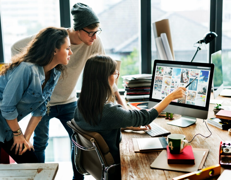 Agência para criar site: institucional ou e-commerce, muda tudo Agência para criar site: institucional ou e-commerce, muda tudo