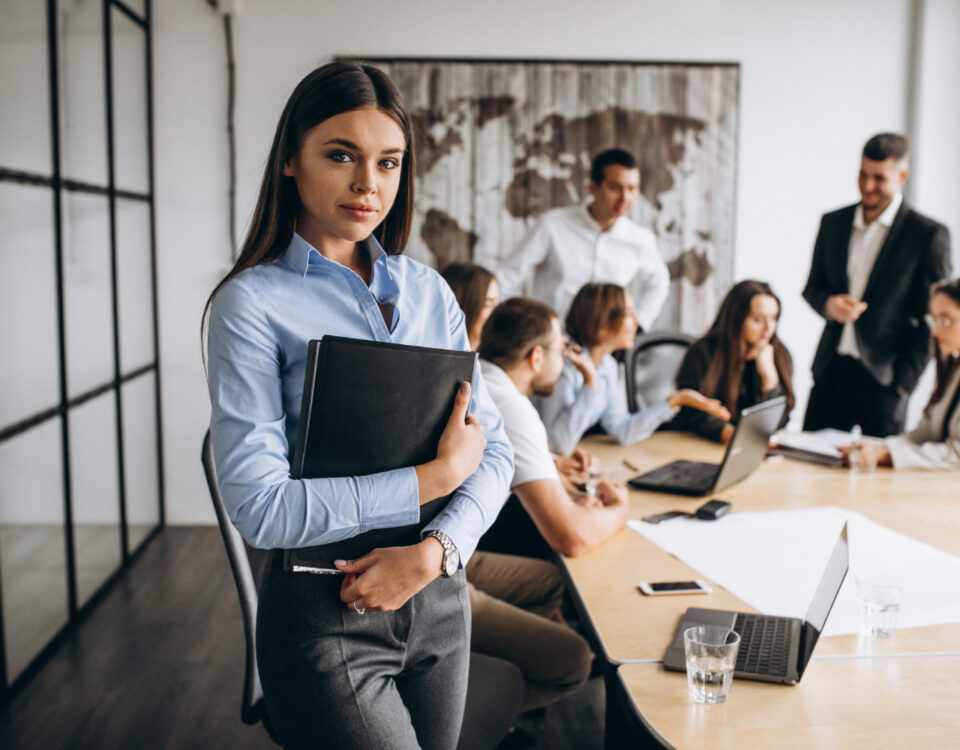 Escalas inteligentes: algoritmo contra faltas e atrasos na entrega