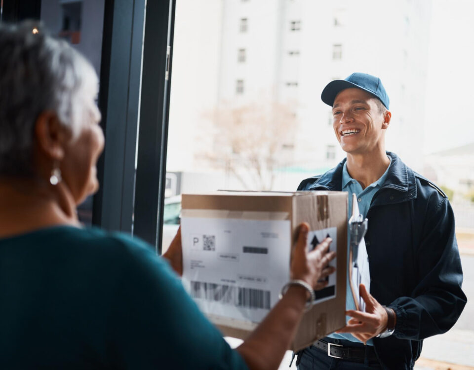 Como cresce a logística de equipamentos para casas inteligentes