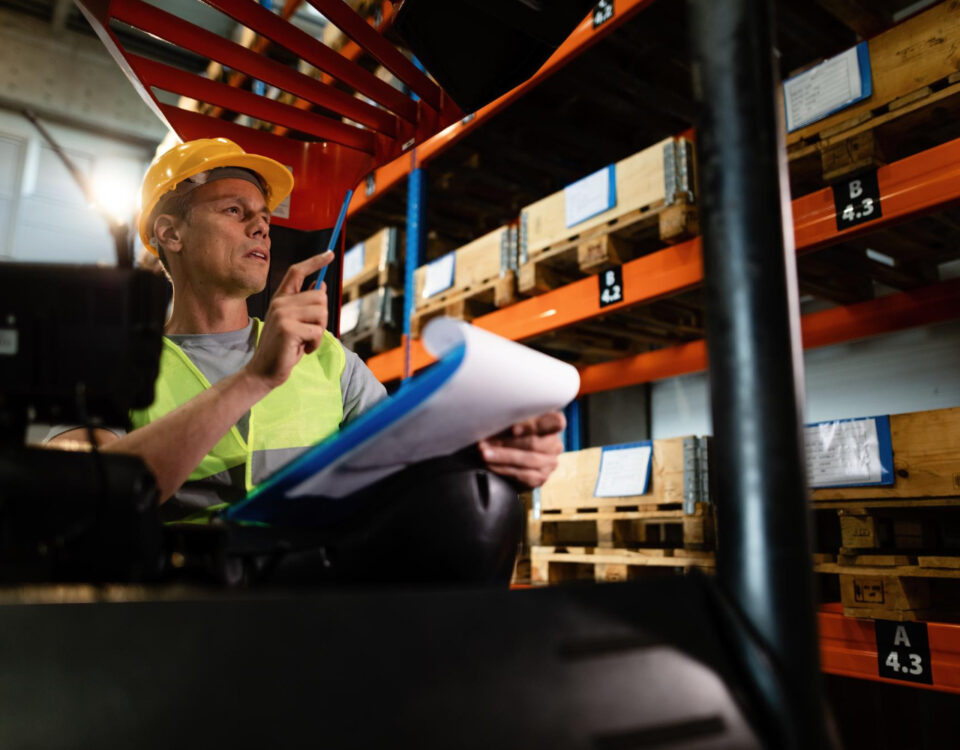 Diploma em logística acelera cargos estratégicos?