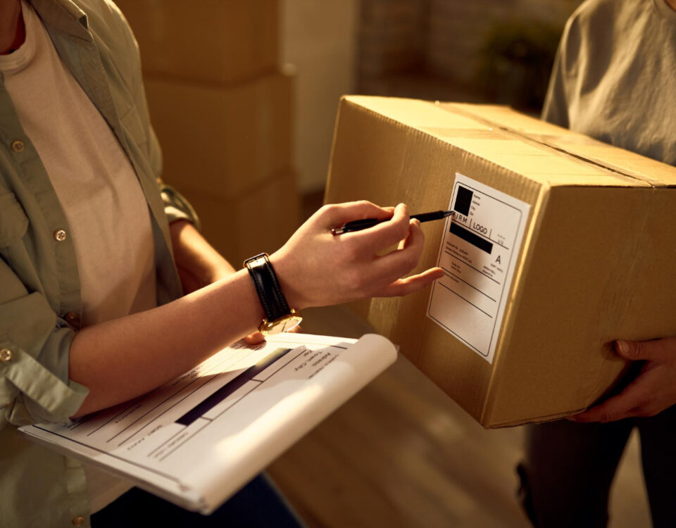 Compras no exterior podem atrasar suas metas financeiras?