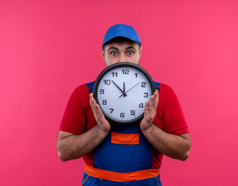 Frete rápido ou desentupidora 24h: o que resolve primeiro?